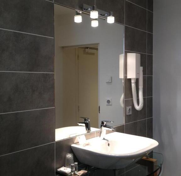 בית מלון כפרי Restaurant Le Dauphin Et Le Spa Du Prieuré