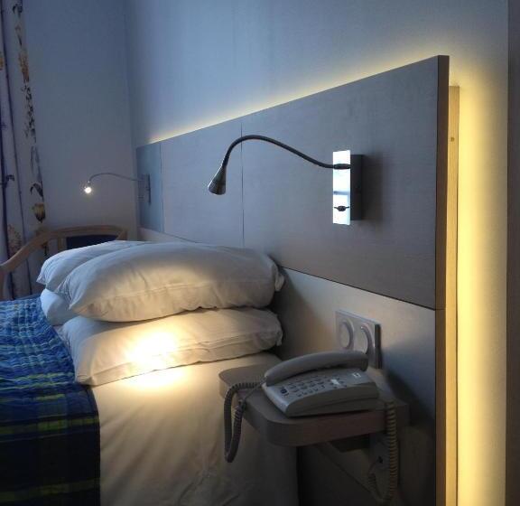 בית מלון כפרי Restaurant Le Dauphin Et Le Spa Du Prieuré