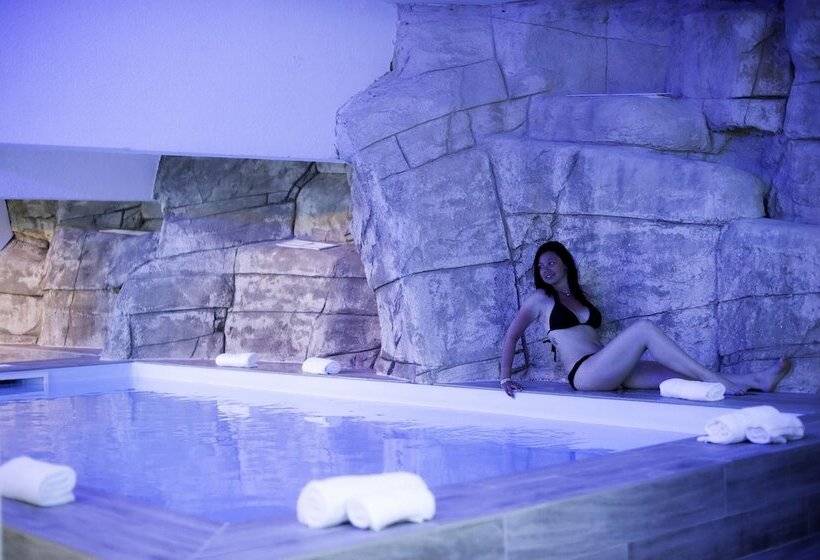 فندق Sowell Residences New Chastillon