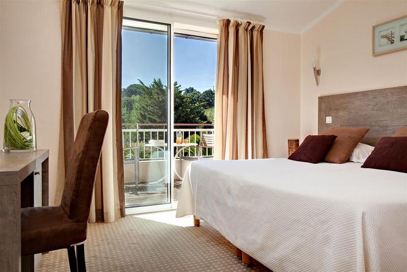 Отель & Spa Les Mouettes