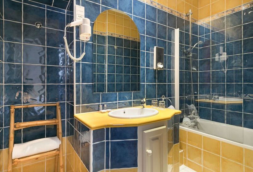 בית מלון כפרי The Originals Boutique, Hôtel Des Orangers, Cannes