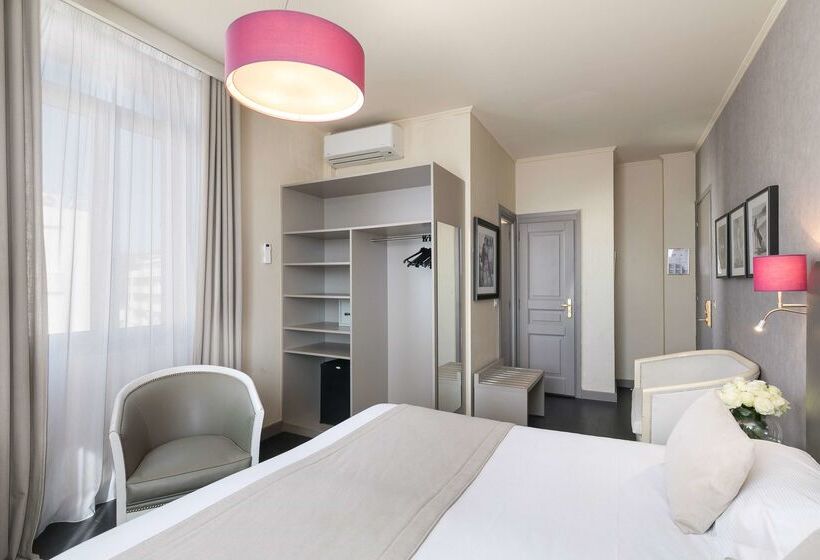 בית מלון כפרי The Originals Boutique, Hôtel Des Orangers, Cannes