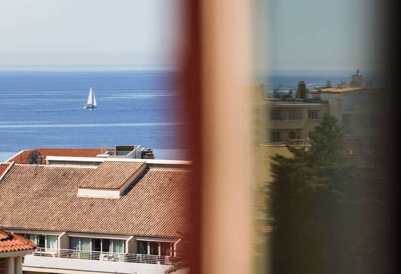 בית מלון כפרי The Originals Boutique, Hôtel Des Orangers, Cannes