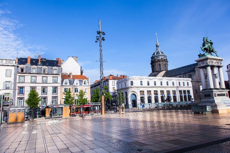 בית מלון כפרי The Originals Boutique, Hôtel Le Lion, Clermontferrand