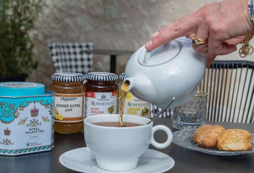 هتل The Originals Boutique, Hôtel Le Londres, Saumur