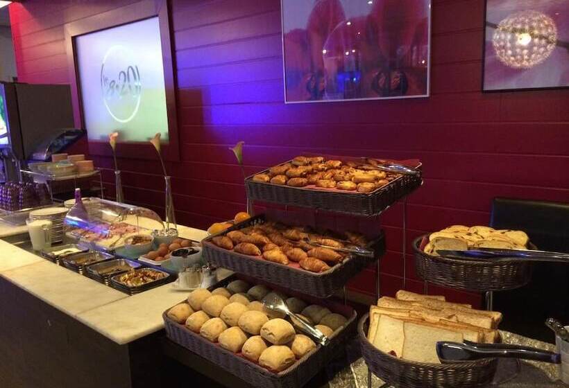 ホテル The Originals City, Au Relais Saint éloi, Tours