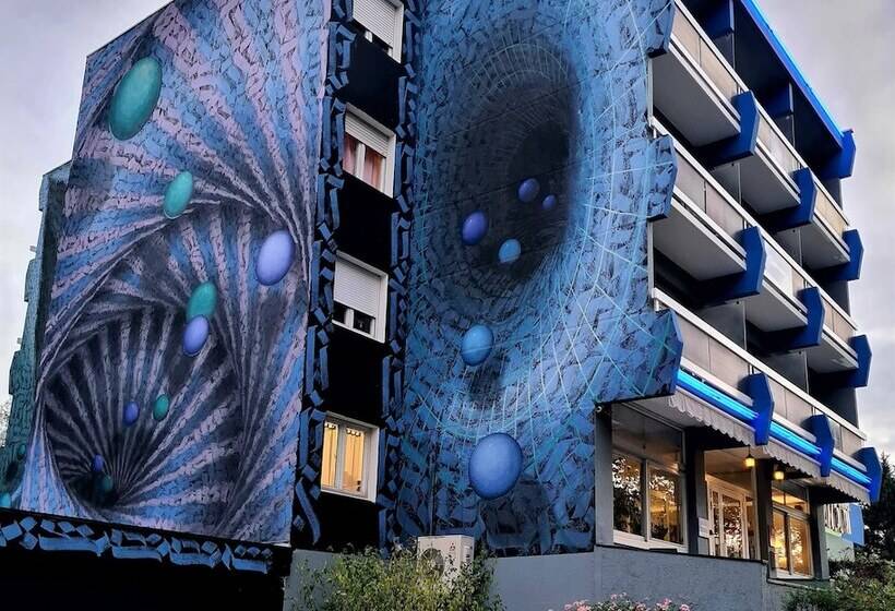 Отель The Originals City, Hôtel Villancourt, Grenoble Sud