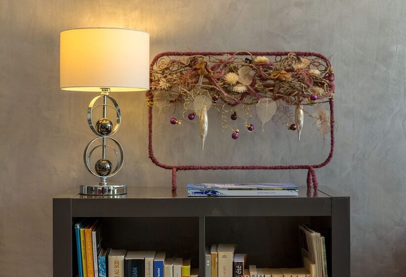 호텔 The Originals City, Hôtel Villancourt, Grenoble Sud