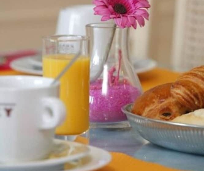 Отель The Originals City, Hôtel Villancourt, Grenoble Sud