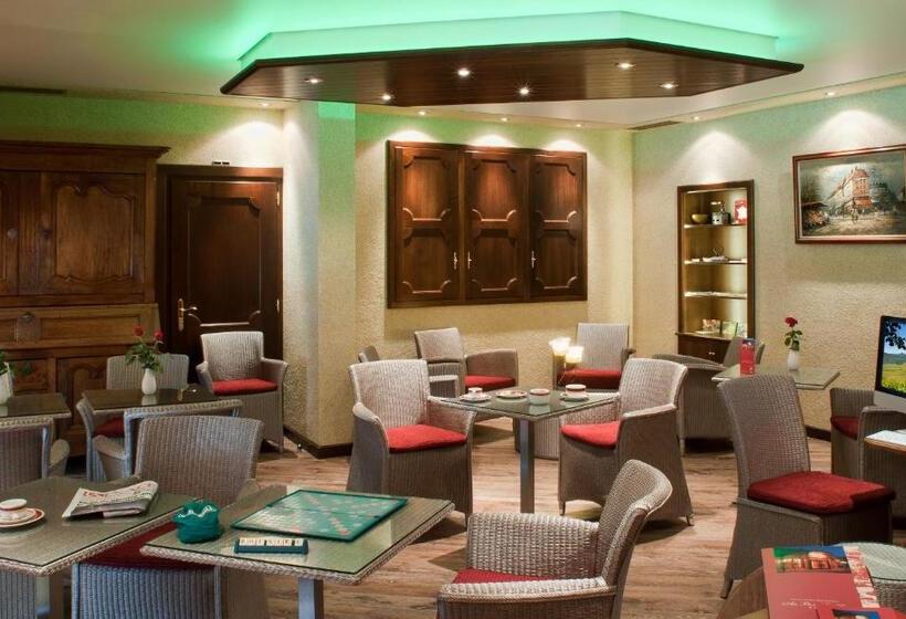 Logis Hostellerie Motel Au Bois Le Sire