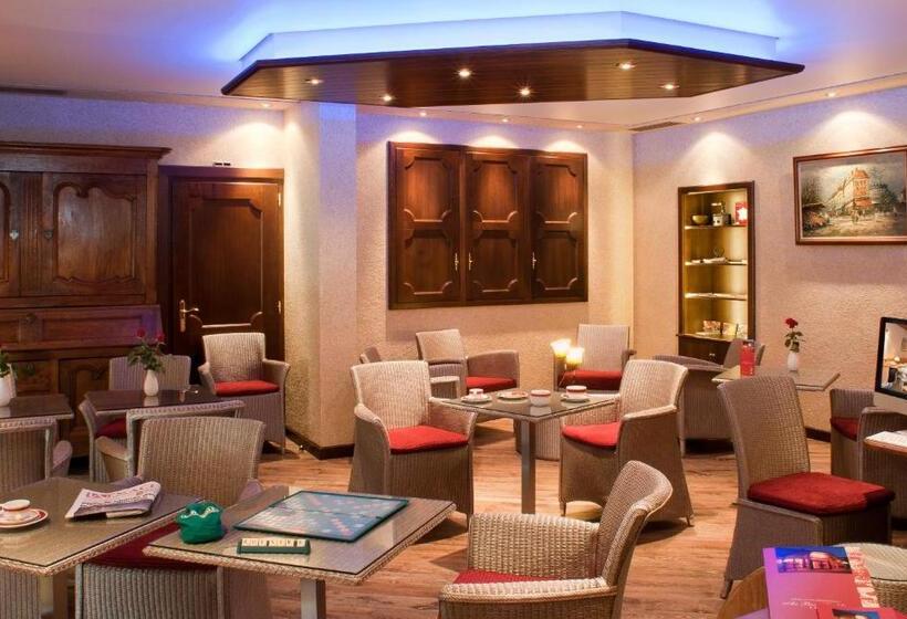 Logis Hostellerie Motel Au Bois Le Sire