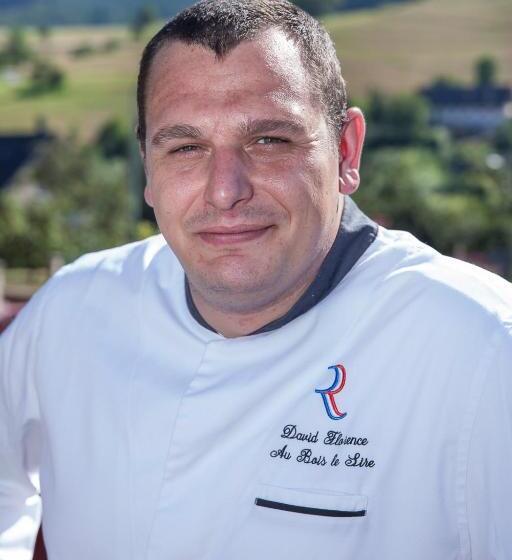 Logis Hostellerie Motel Au Bois Le Sire