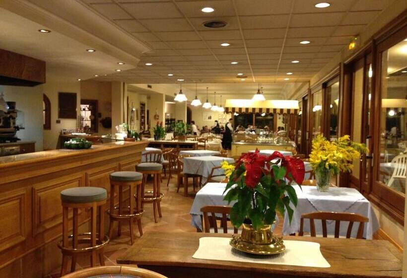 Mas De Vence   Hotel Restaurant