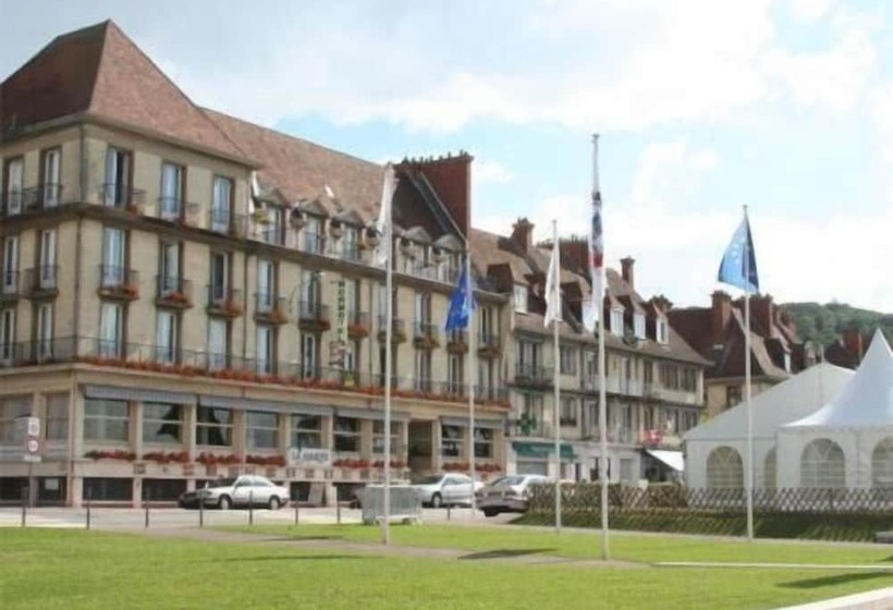 Normotel   La Marine