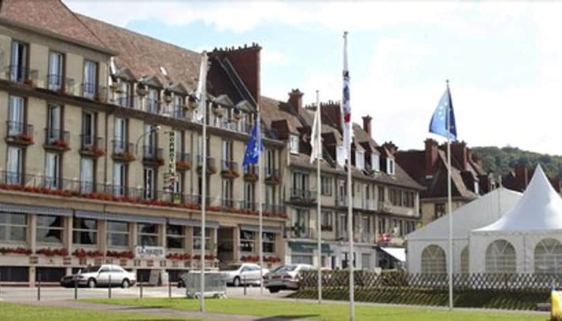 Normotel   La Marine