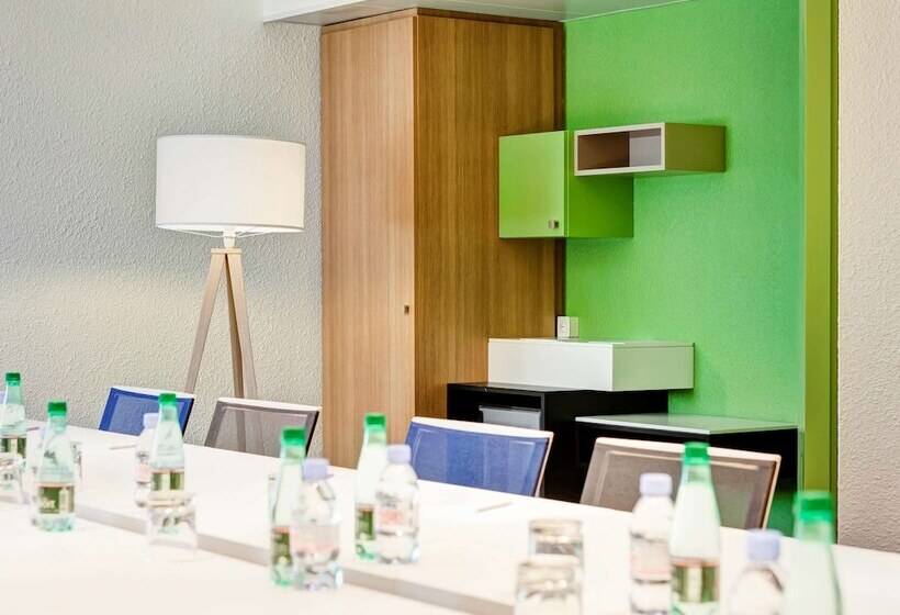 Novotel Lyon Gerland Musée des Confluences