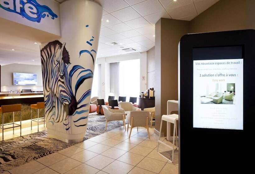 Novotel Lyon Gerland Musée des Confluences