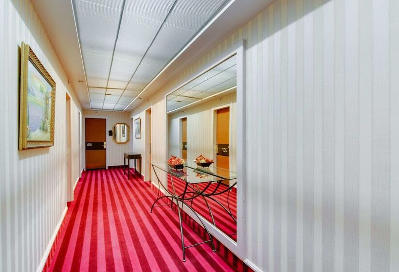 Brit Hotel Privilège Le Royal Centre Gare