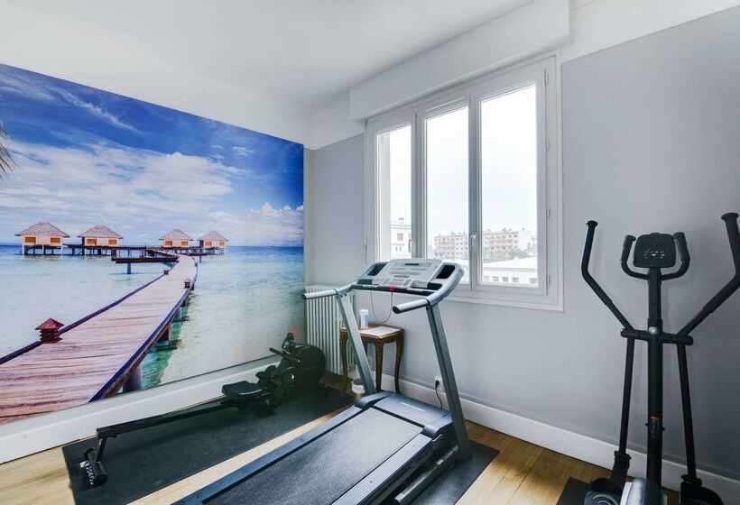 Brit Hotel Privilège Le Royal Centre Gare