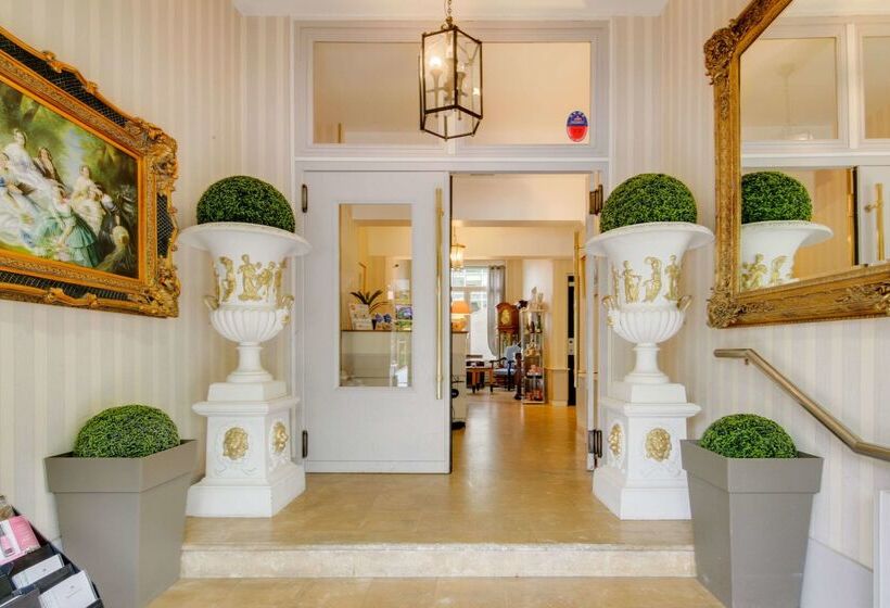 Brit Hotel Privilège Le Royal Centre Gare