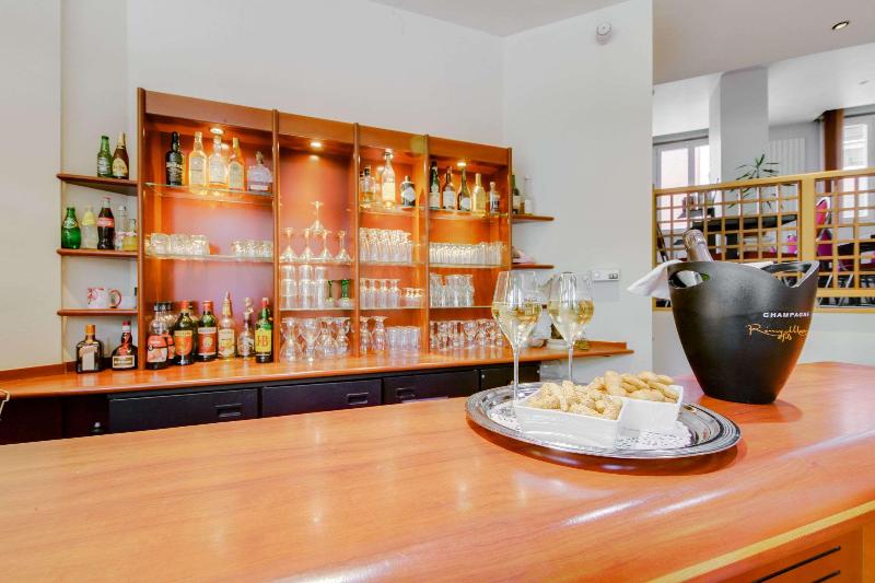 Brit Hotel Privilège Le Royal Centre Gare