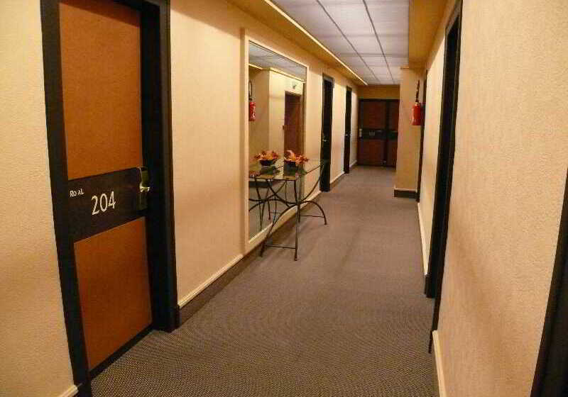 Brit Hotel Privilège Le Royal Centre Gare