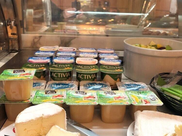 Brit Hotel Privilège Le Royal Centre Gare