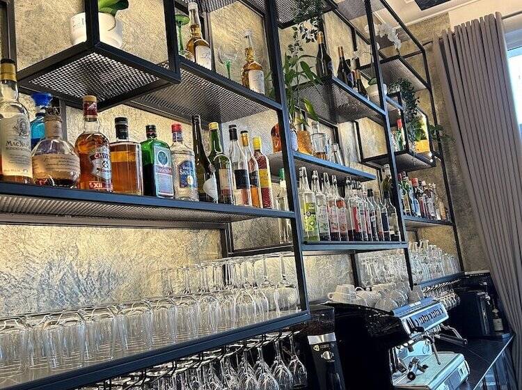 Brit Hotel Privilège Le Royal Centre Gare