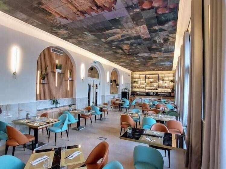 Brit Hotel Privilège Le Royal Centre Gare