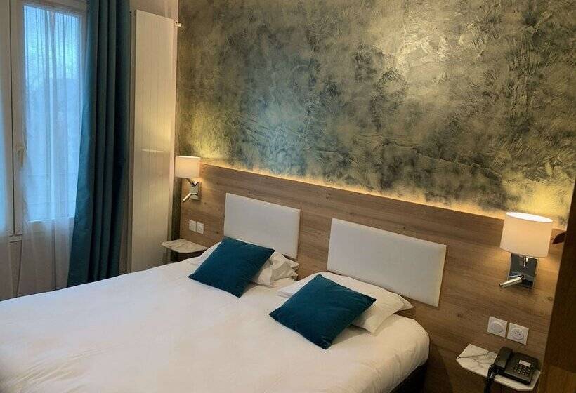 Brit Hotel Privilège Le Royal Centre Gare