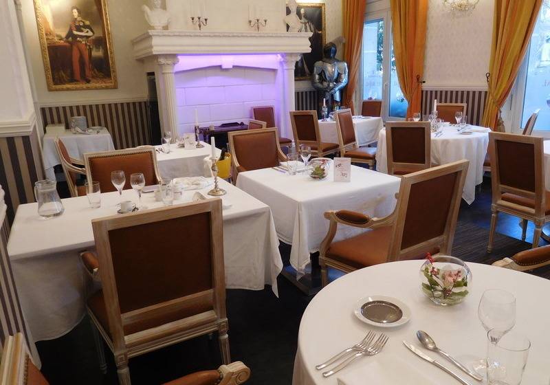 Brit Hotel Privilège Le Royal Centre Gare