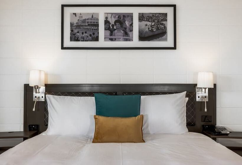 Capricorn Hotel Suva