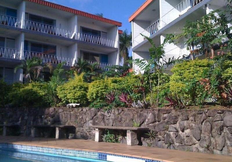 Capricorn Hotel Suva