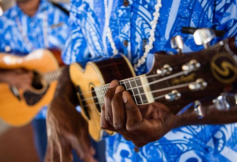 استراحتگاه Castaway Island, Fiji