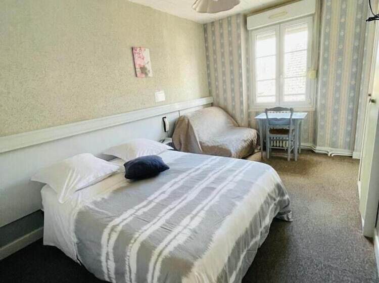 בית מלון כפרי A La Porte Saint Jean