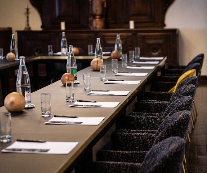 فندق Abbaye De Talloires