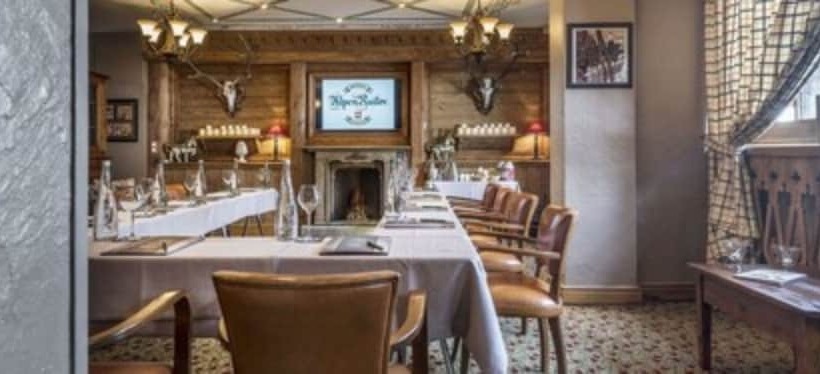 ホテル Alpen Ruitor