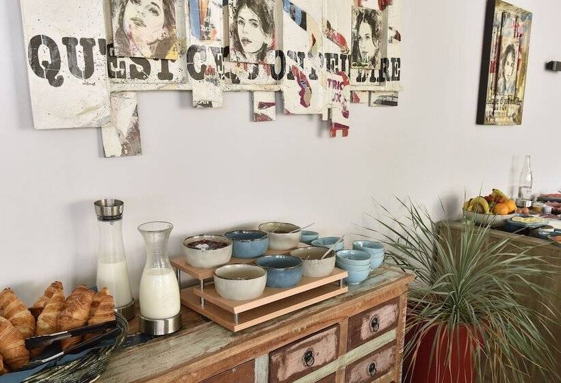 فندق Arles Plaza