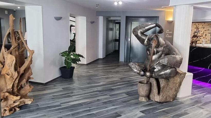 Отель Au Palmyre Hôtel