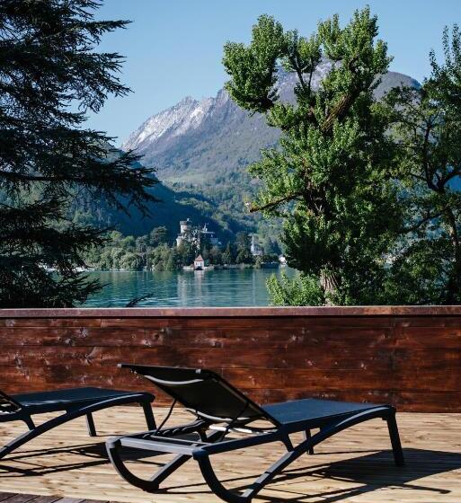 בית מלון כפרי Auberge Du Pere Bise  Jean Sulpice