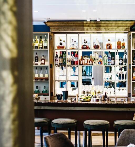 בית מלון כפרי Auberge Du Pere Bise  Jean Sulpice