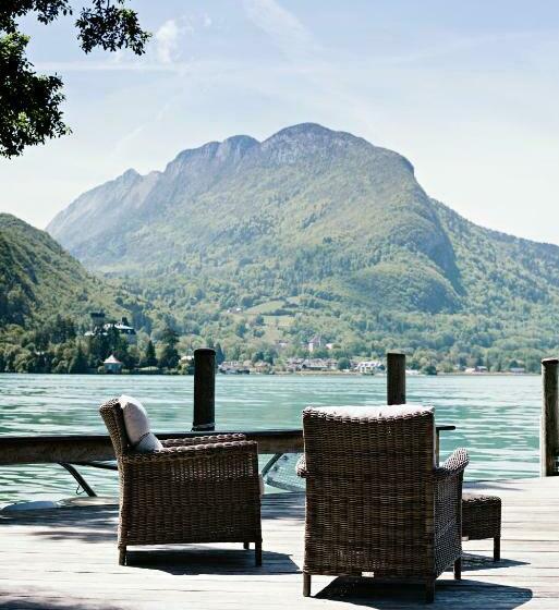 בית מלון כפרי Auberge Du Pere Bise  Jean Sulpice