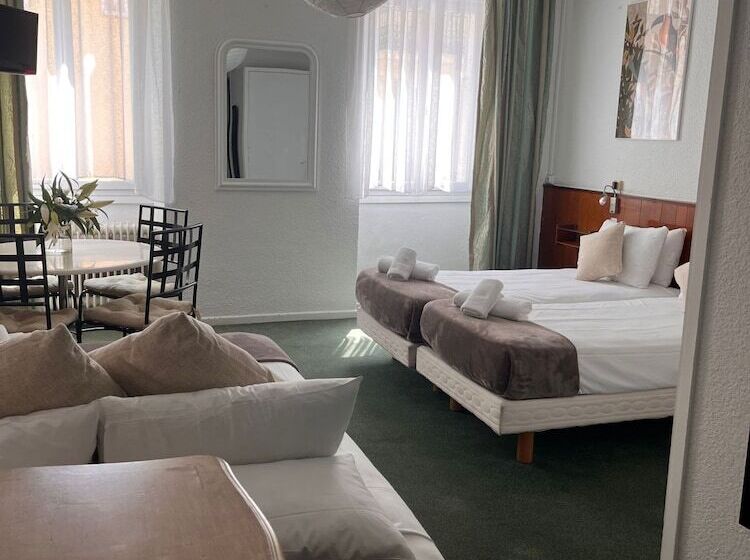 호텔 Azurene Royal