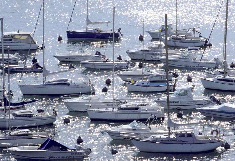 בית מלון כפרי Hôtel Barrière Le Grand Hôtel Dinard