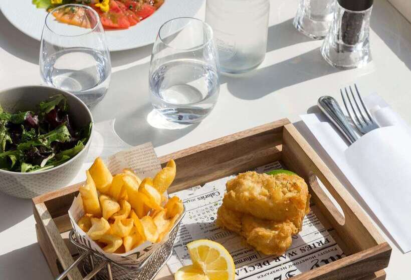 בית מלון כפרי Hôtel Barrière Le Grand Hôtel Dinard