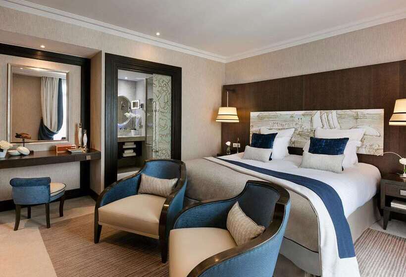 בית מלון כפרי Hôtel Barrière Le Grand Hôtel Dinard