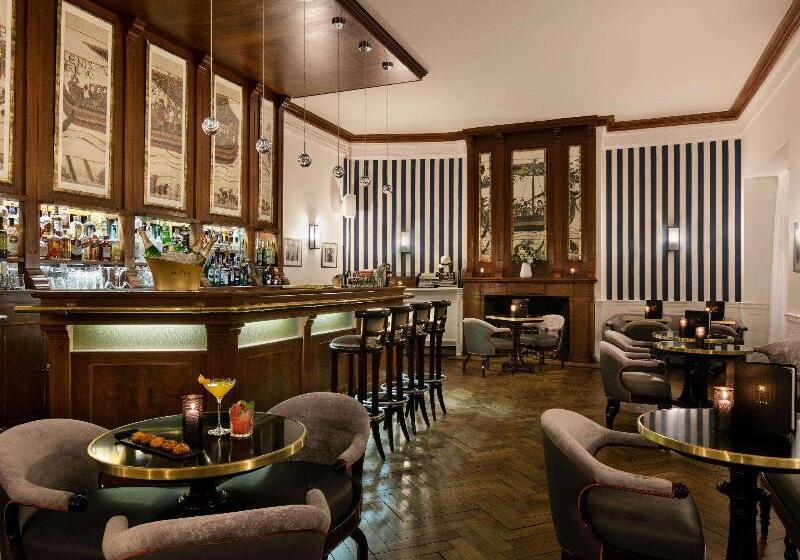 בית מלון כפרי Hôtel Barrière Le Grand Hôtel Dinard