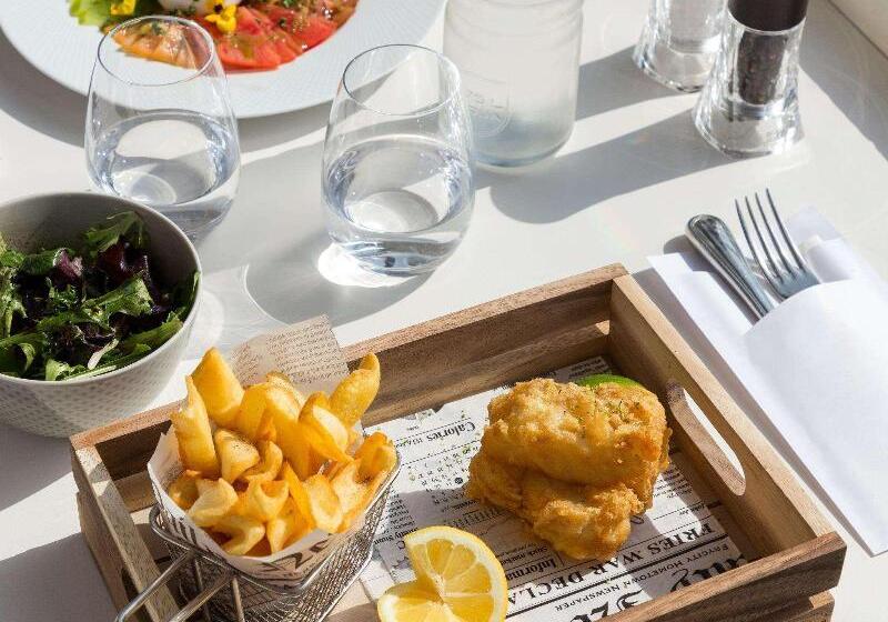 בית מלון כפרי Hôtel Barrière Le Grand Hôtel Dinard