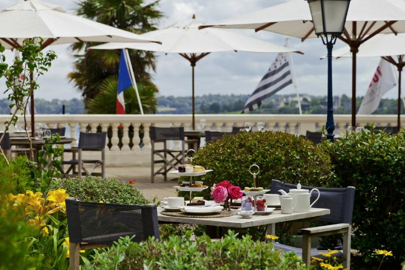 בית מלון כפרי Hôtel Barrière Le Grand Hôtel Dinard