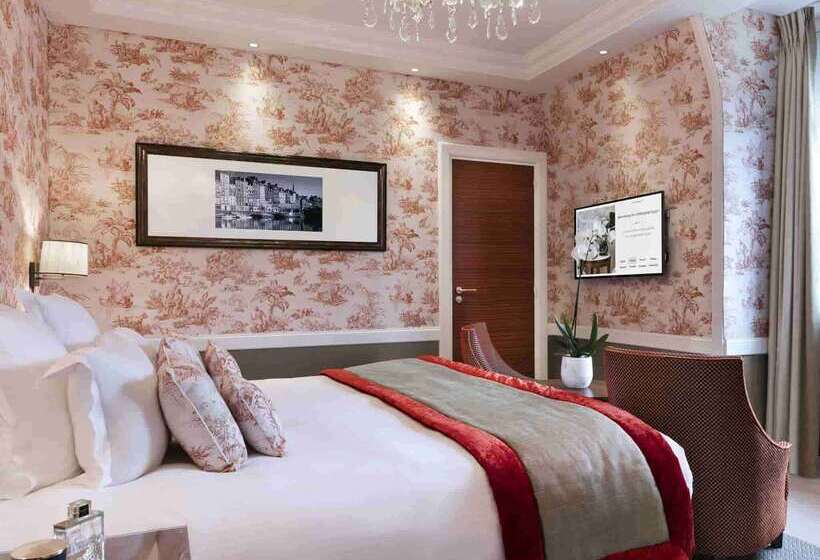 ホテル Barriere Le Normandy